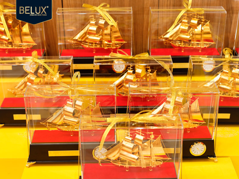 Lô thuyền đồng hồ Sam Lan  36x31x12cm mạ vàng 24k thiết kế theo yêu cầu